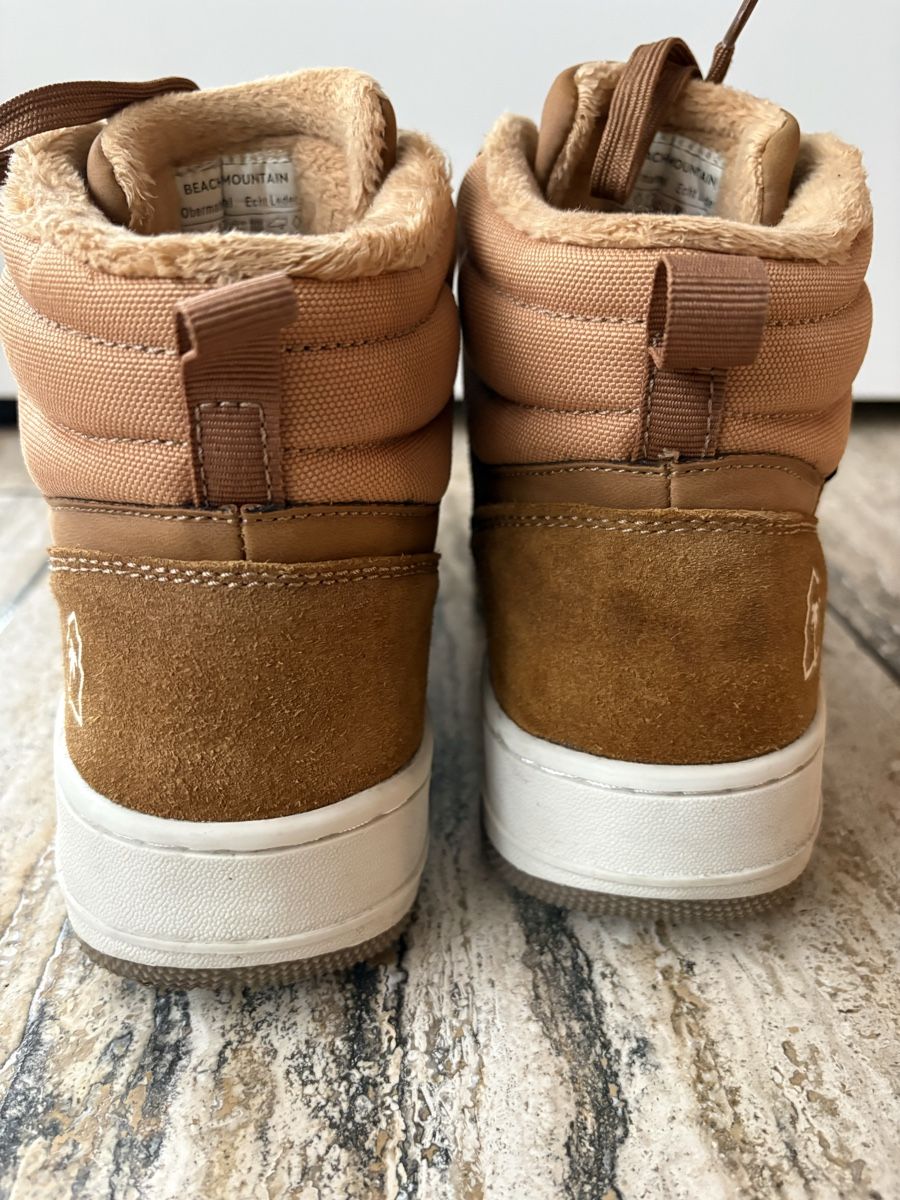 Schuhe für Jungen: Beach Mountain Wintersneaker Grösse 42 – Gebraucht aus Nürensdorf von Yellowstone09 2