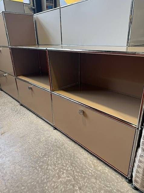 USM Cassettiere: USM Haller Sideboard NEU, beige – Nuovo (secondo la descrizione) da Lenzburg venduto da Buerokonz