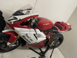 Renn- oder Strassen Motorrad Ducati 1198S