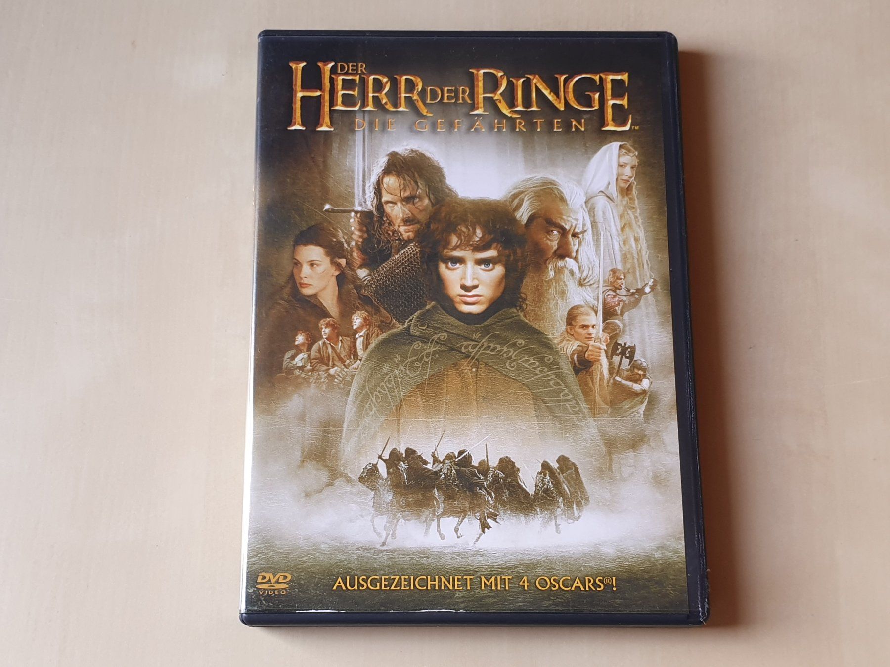 Tutti i DVDs: Der Herr der Ringe die Gefährten – Usato da Stansstad venduto da collectorsshop