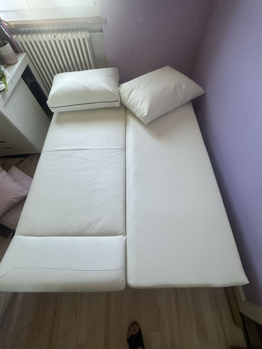 Divani: Schlafsofa weiss Gebraucht – Nuovo (secondo la descrizione) da Menziken venduto da Nixipixi 2