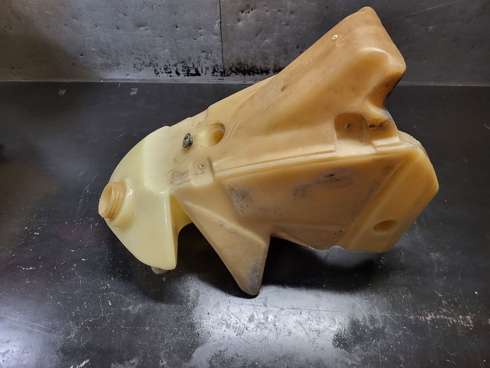 Accessori per altri veicoli: Ktm Tank – Usato da Oftringen venduto da gru_l6yd
