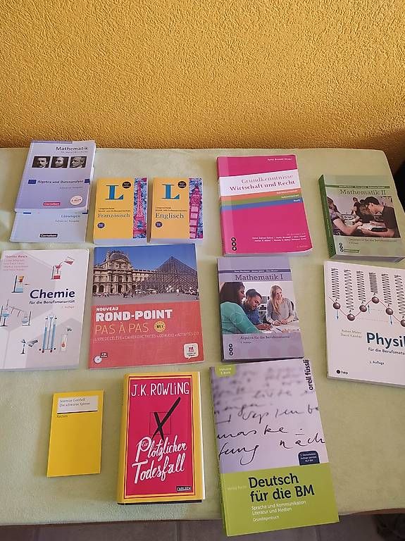 Libri: diverse BMS Bücher – Usato da Bertschikon Gossau venduto da 0786905727