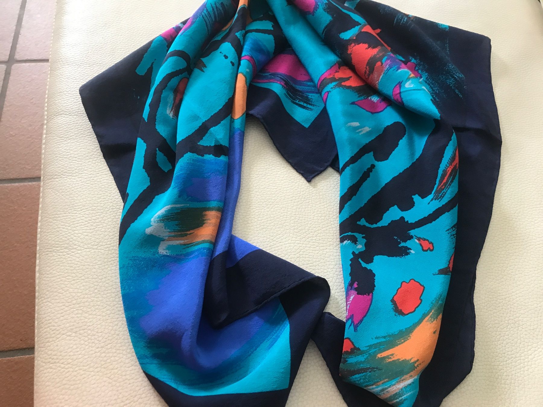 Foulard & Sciarpe: Seiden-Tuch Barbara Kracht – Usato da Wettingen venduto da Andres54 1