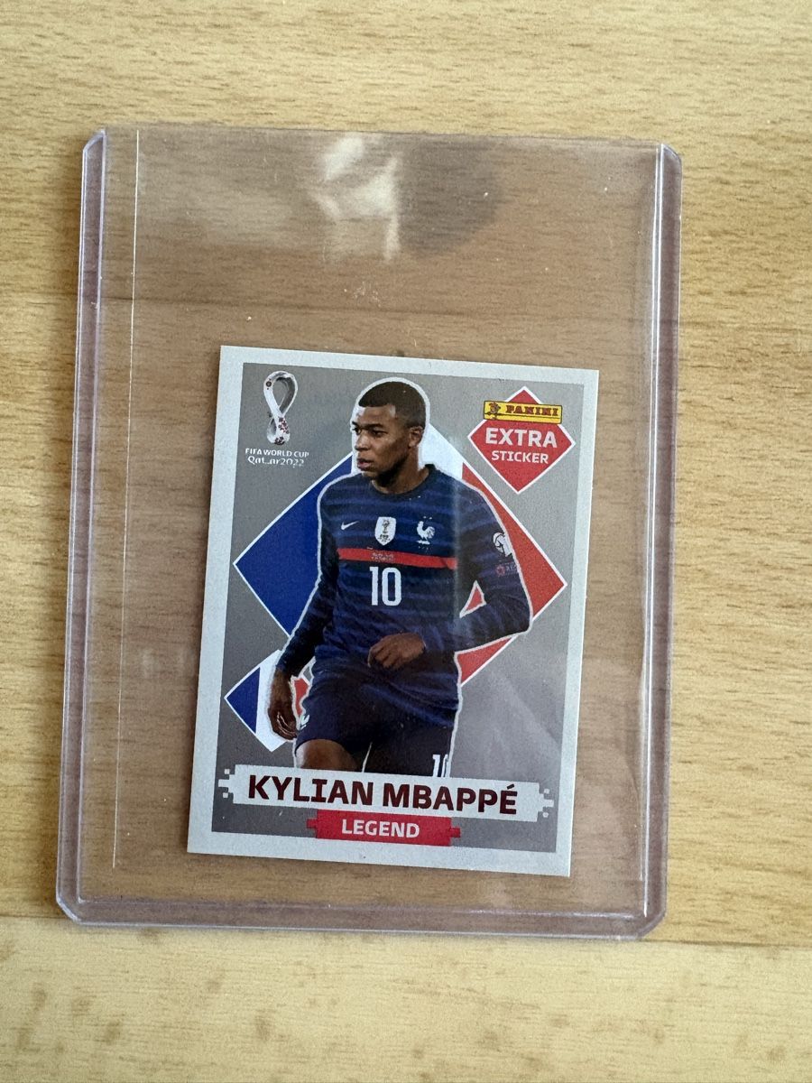 Panini Carte collezionabili: Panini Extra Sticker WM 2022 Mbappe Silber – Nuovo (secondo la descrizione) da Wünnewil venduto da VinRa