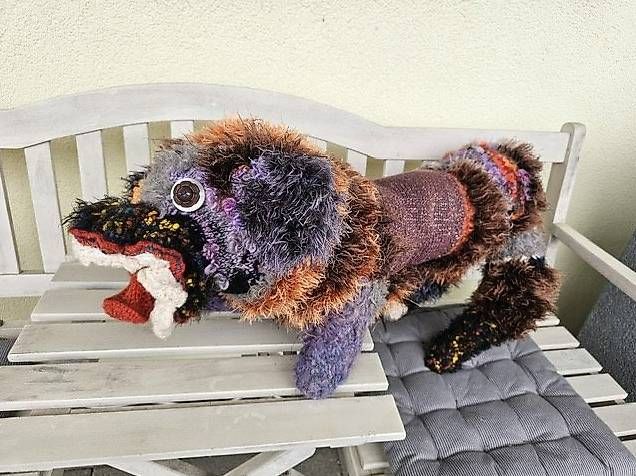 Figurines: selbstgestrickter Hund -Unikat – D'occasion à Waltenschwil par gaby70 2