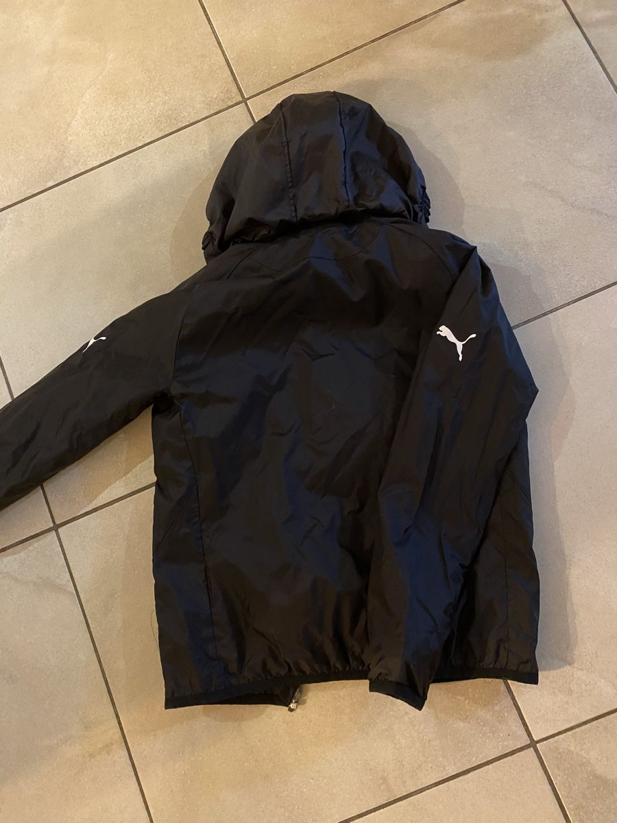 Puma Giacche & Cappotti: Regen/Windjacke von Puma 152 – Usato da Murten venduto da juliagnaedinger 1