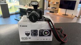 Digitalkamera Canon EOS M Kit inklusive Zubehör im Set