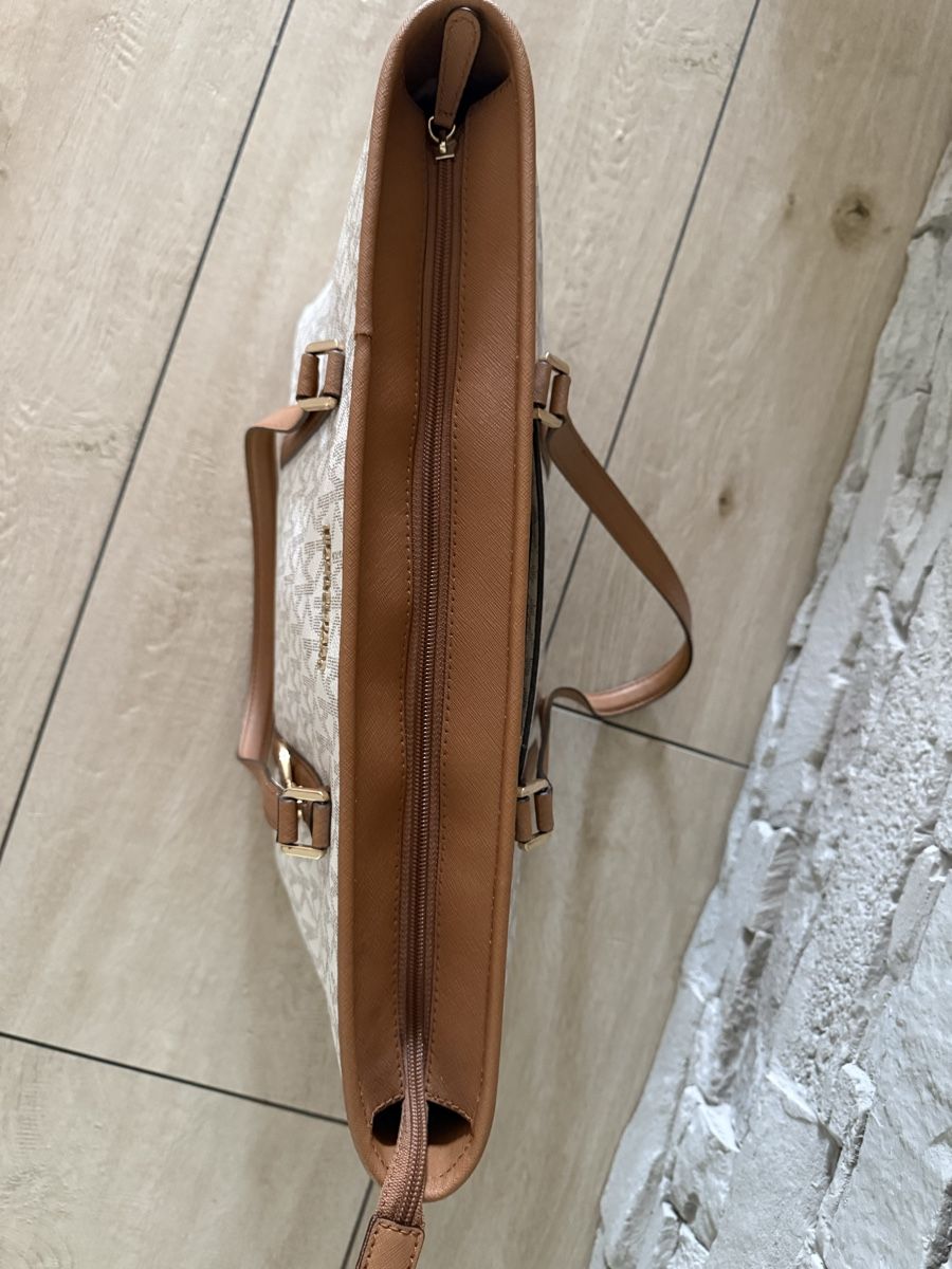 Michael Kors Sacs femmes: Michael Kors Tasche – Neuf (Voir description) à Steffisburg par sim_5lpg 2