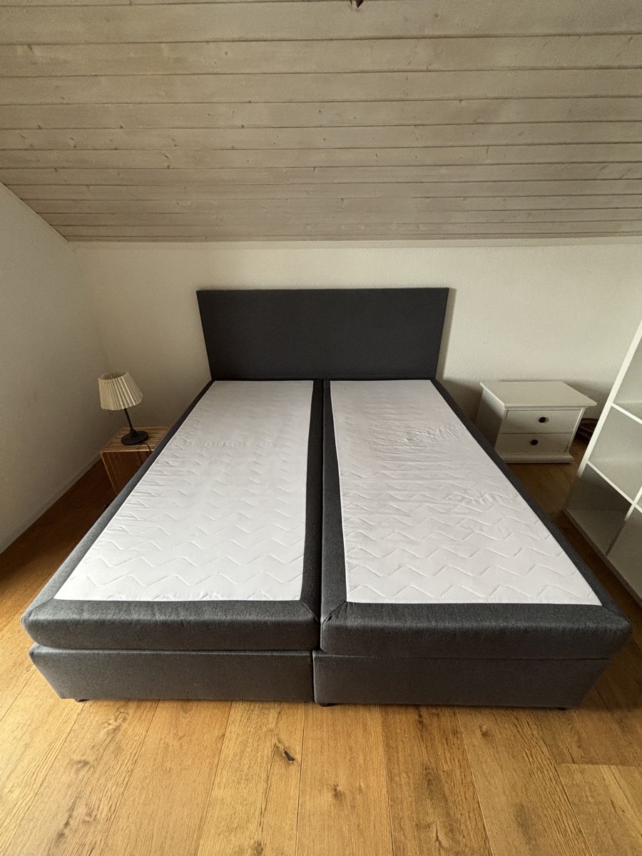 Lits: Boxspringbett – D'occasion à Thun par Babindli