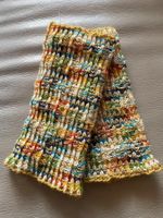 HANDGESTRICKTE PULSWÄRMER / HANDSTULPEN AUS WOLLE
