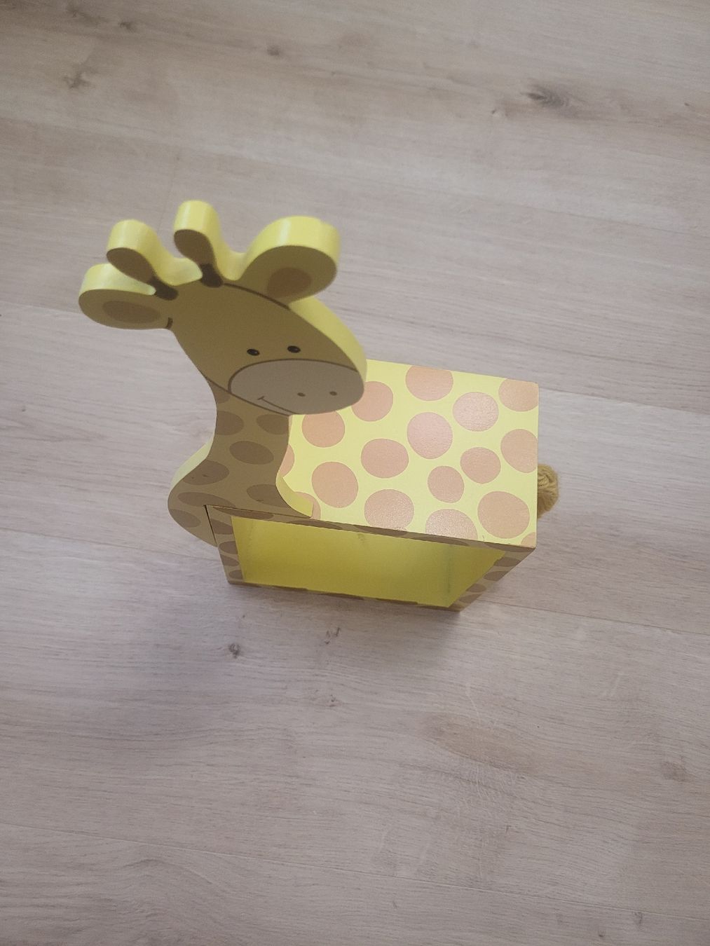 Scaffali: süsses Wandregal Giraffe 18x18x10cm – Usato da Lupsingen venduto da sta_wgg5 1