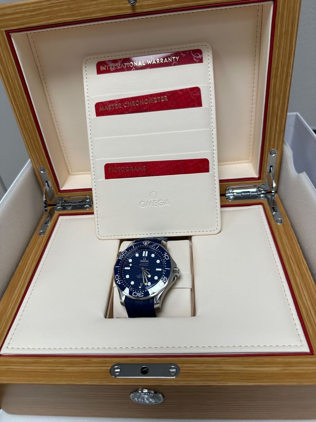 Omega Bracciali & Braccialetti: Omega Seamaster Diver 300 blau – Nuovo (secondo la descrizione) da Bern venduto da koechli-sani