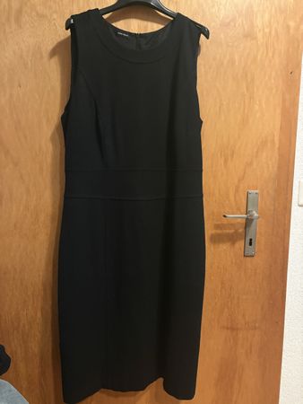 Gerry Weber Kleid, schwarz, knielang, Gr. 40, Top Zustand!