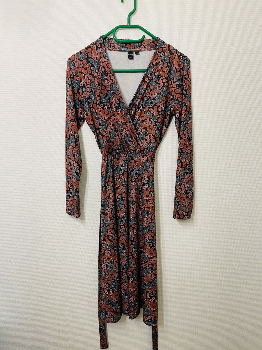 Vestiti: Robe icõne fleurie – Usato da Renens VD venduto da dan_b8tt 2