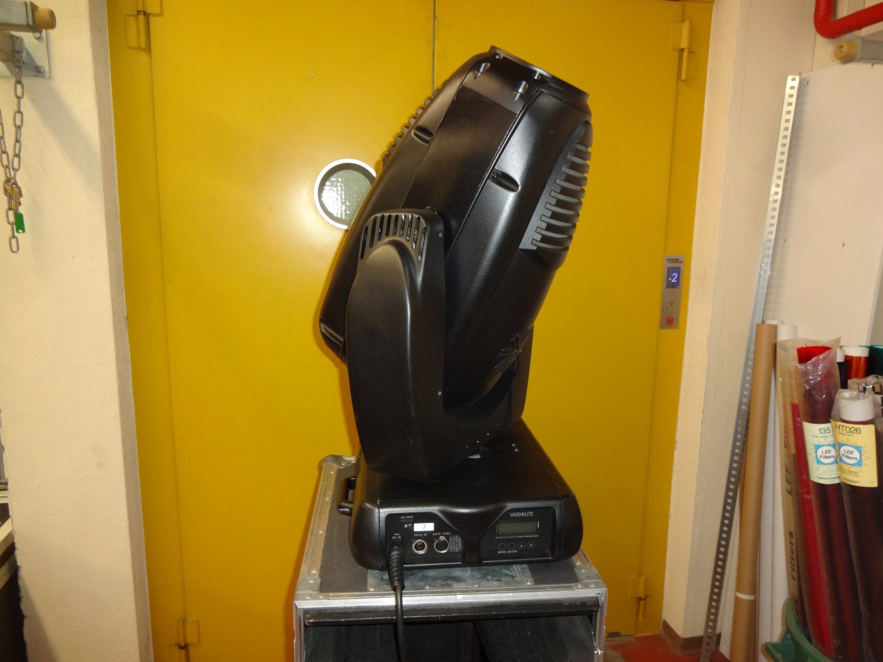 Lampade: Moving Head Varilite VL-3000 Spot defekt – Difettoso da St. Gallen venduto da moving_st.gallen 2