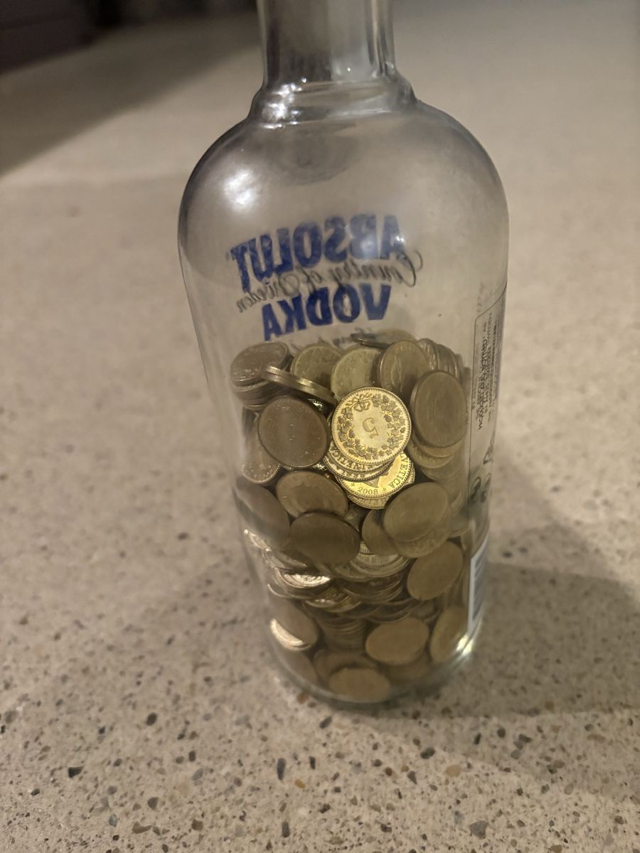 Tutti le monete: Flasche Absolut Vodka mit 5 Räpplern gefüllt – Usato da Schlieren venduto da pauley102 1