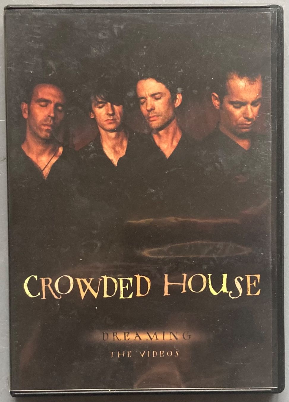 Alle DVDs: CROWDED HOUSE - DREAMING: THE VIDEOS – Gebraucht aus Poliez-Pittet von Newtown-Records