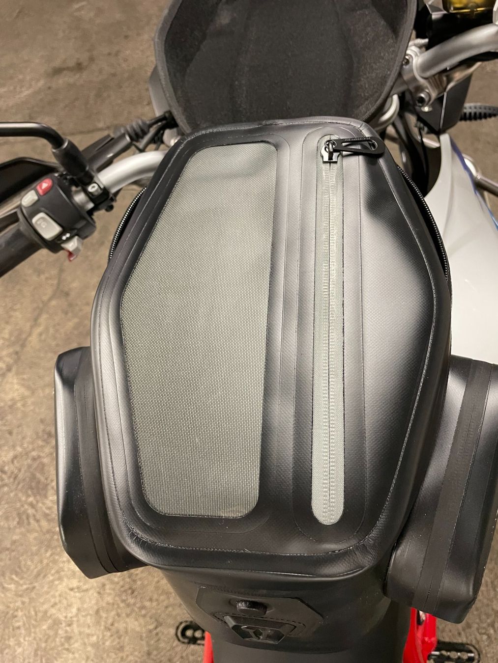 Rucksäcke: Tankrucksack SW-MOTECH PRO City WP – Neu (gemäss Beschreibung) aus Lachen SZ von portbrin 2