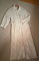 Kleid weiss Lochstickerei Gugel Grösse s/m neuwertig