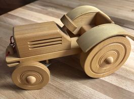 Holzspielzeug Traktor, schönes Holz, neuwertig