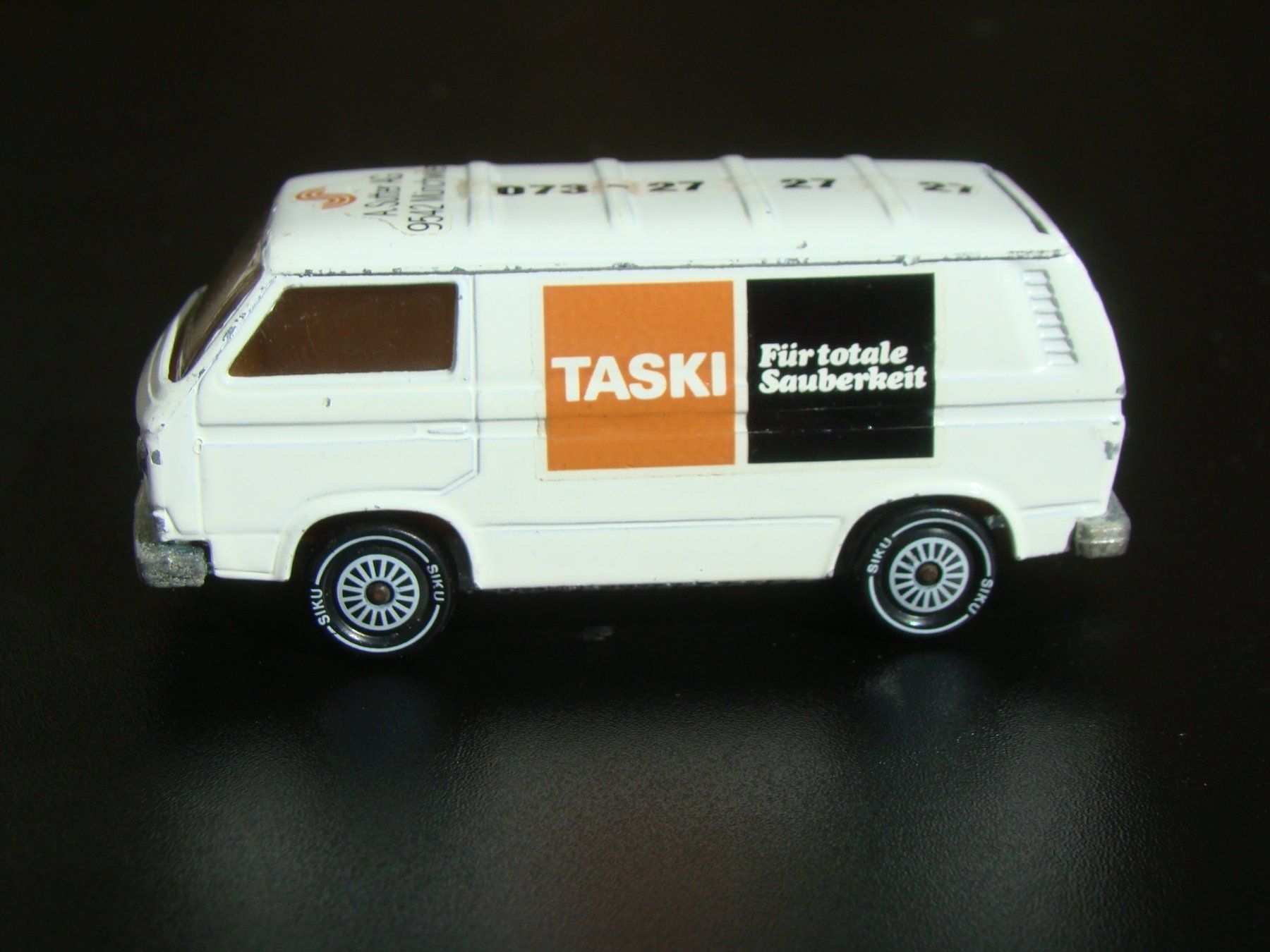 Siku Modellini d'auto: Siku VW Transporter Taski Sutter Münchwilen selten – Usato da Walzenhausen venduto da Vanquish711 3