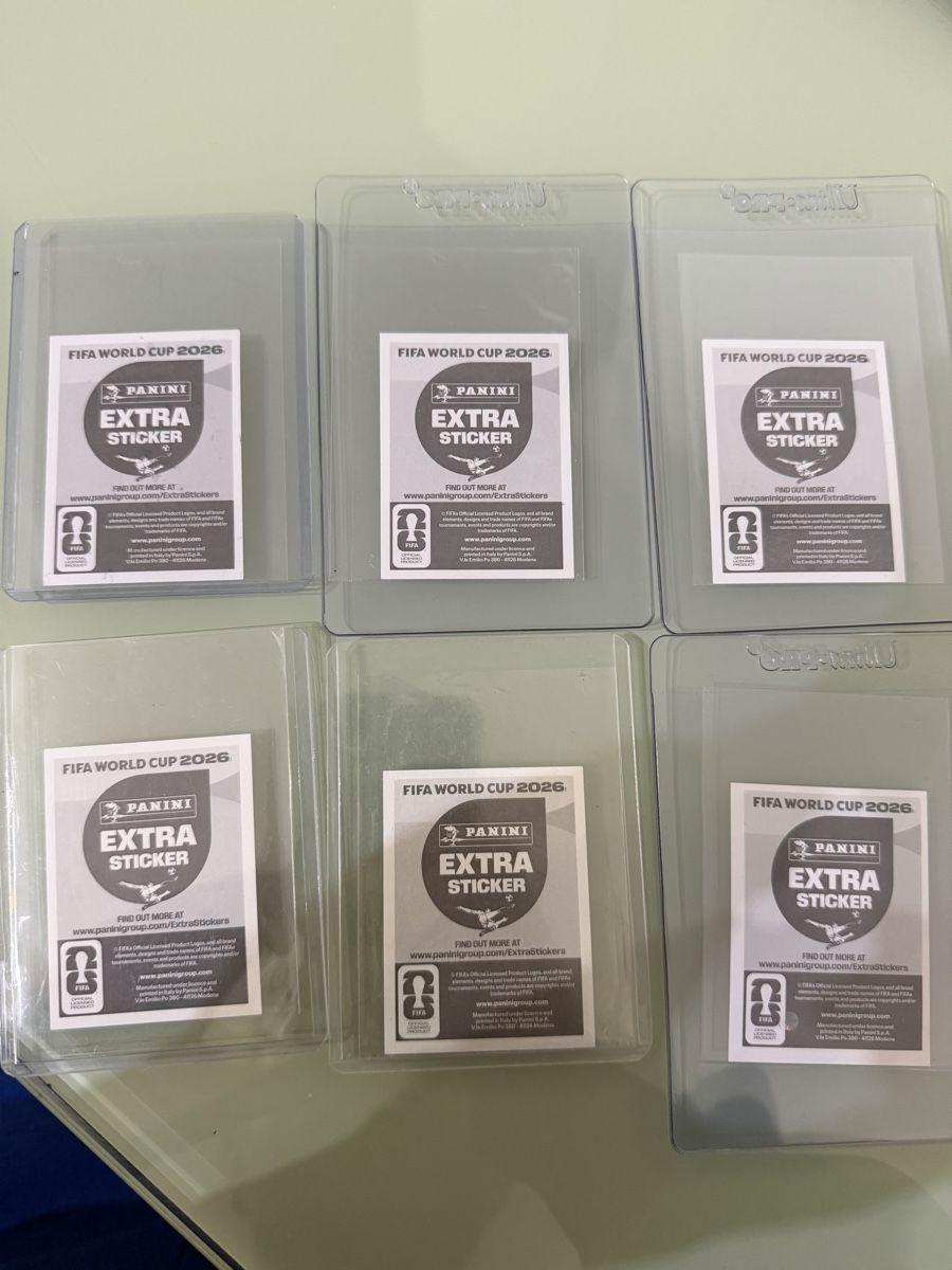 Panini Sammelbilder & Trading cards: 6 Extra Sticker, Bronze et Violet – Gebraucht aus Renens VD von Eduardo27. 1