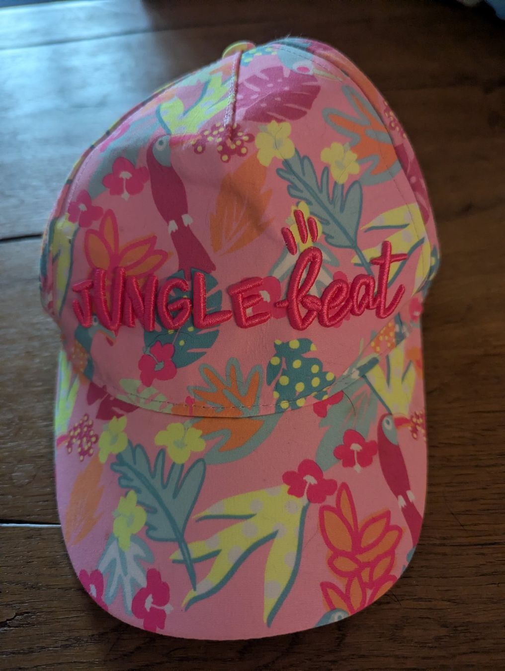 Autres vêtements fille: Cap – Neuf (Voir description) à Wangen ZH par Nadja056