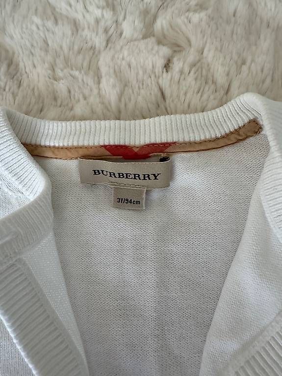 Robes et jupes: Burberry robe & jacket fille – D'occasion à Blonay par iri_lh86 4