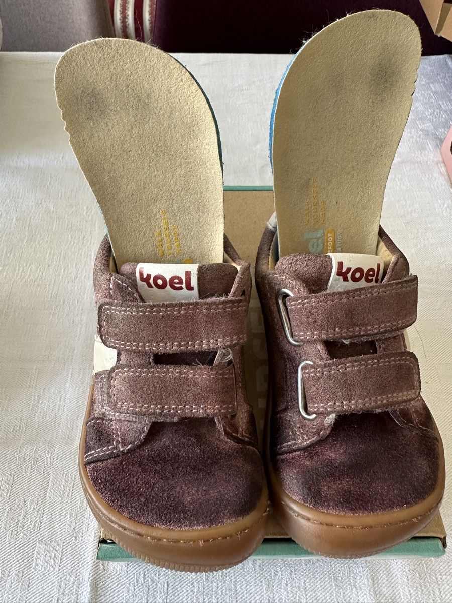 Schuhe für Jungen: Koel Barfussschuhe Kind Grösse 23 Old Pink – Gebraucht aus Köniz von Bern3099 1