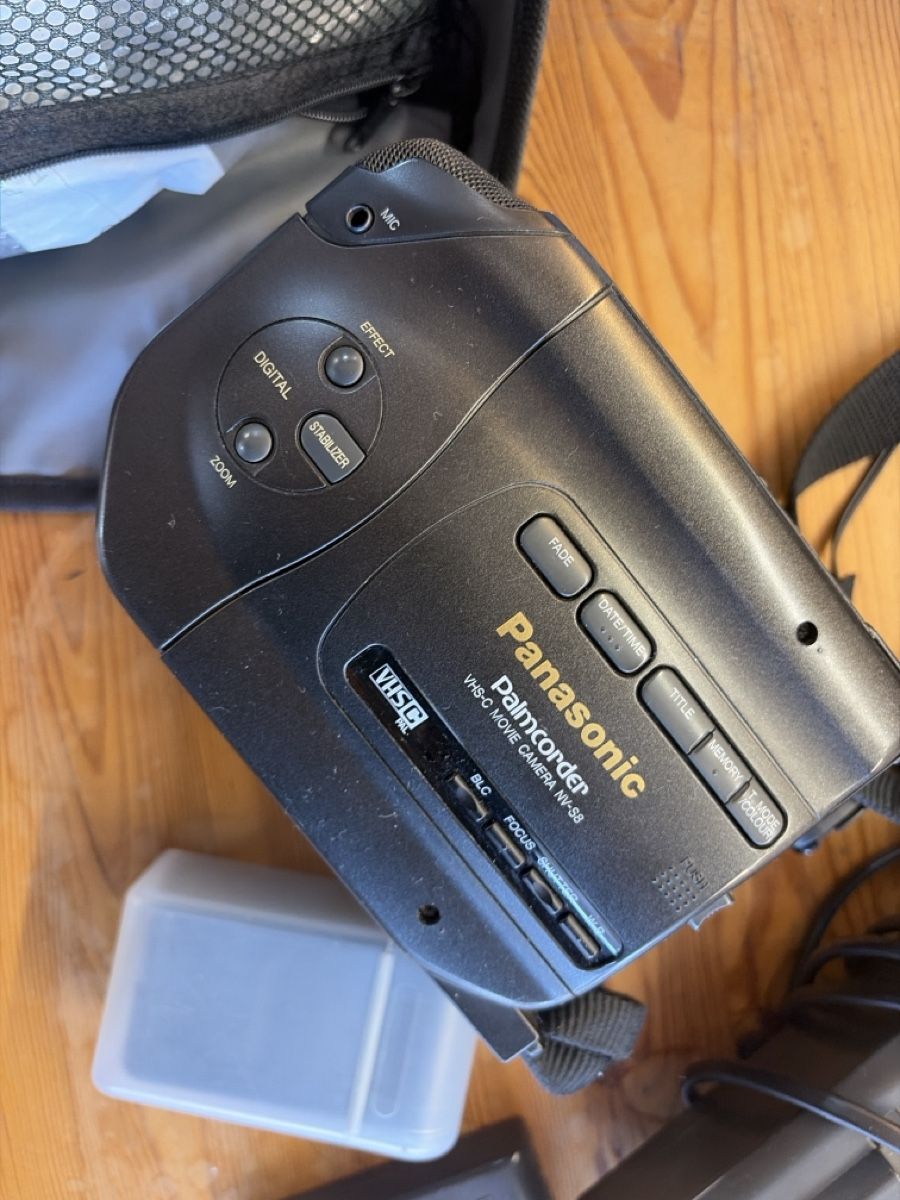Panasonic Appareil photo: Panasonic Kamera  – D'occasion à Füllinsdorf par Rollex
