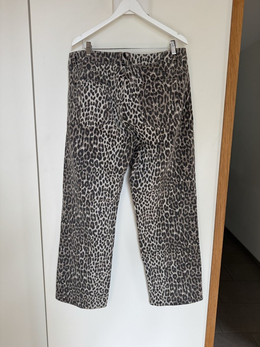 Pull&Bear Jeans: Pull&Bear Jeans, Leopard print, size 44 – Usato da Weesen venduto da sannevanrijn 2