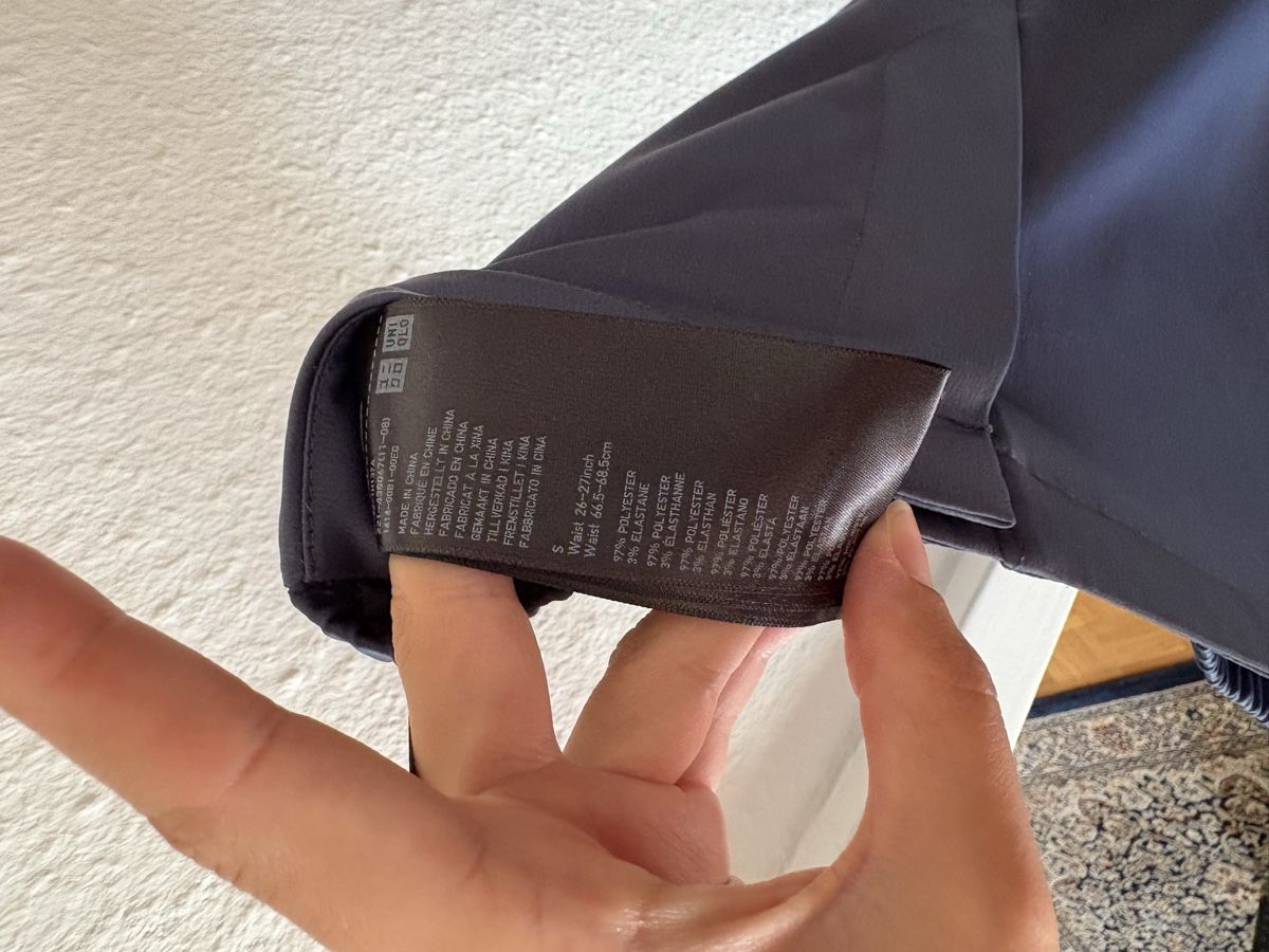 Uniqlo Pantaloni: Uniqlo trousers – Nuovo (secondo la descrizione) da Genève venduto da mar_dt67 5