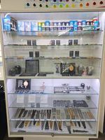 Schmuckauslage Vitrine mit Beleuchtung