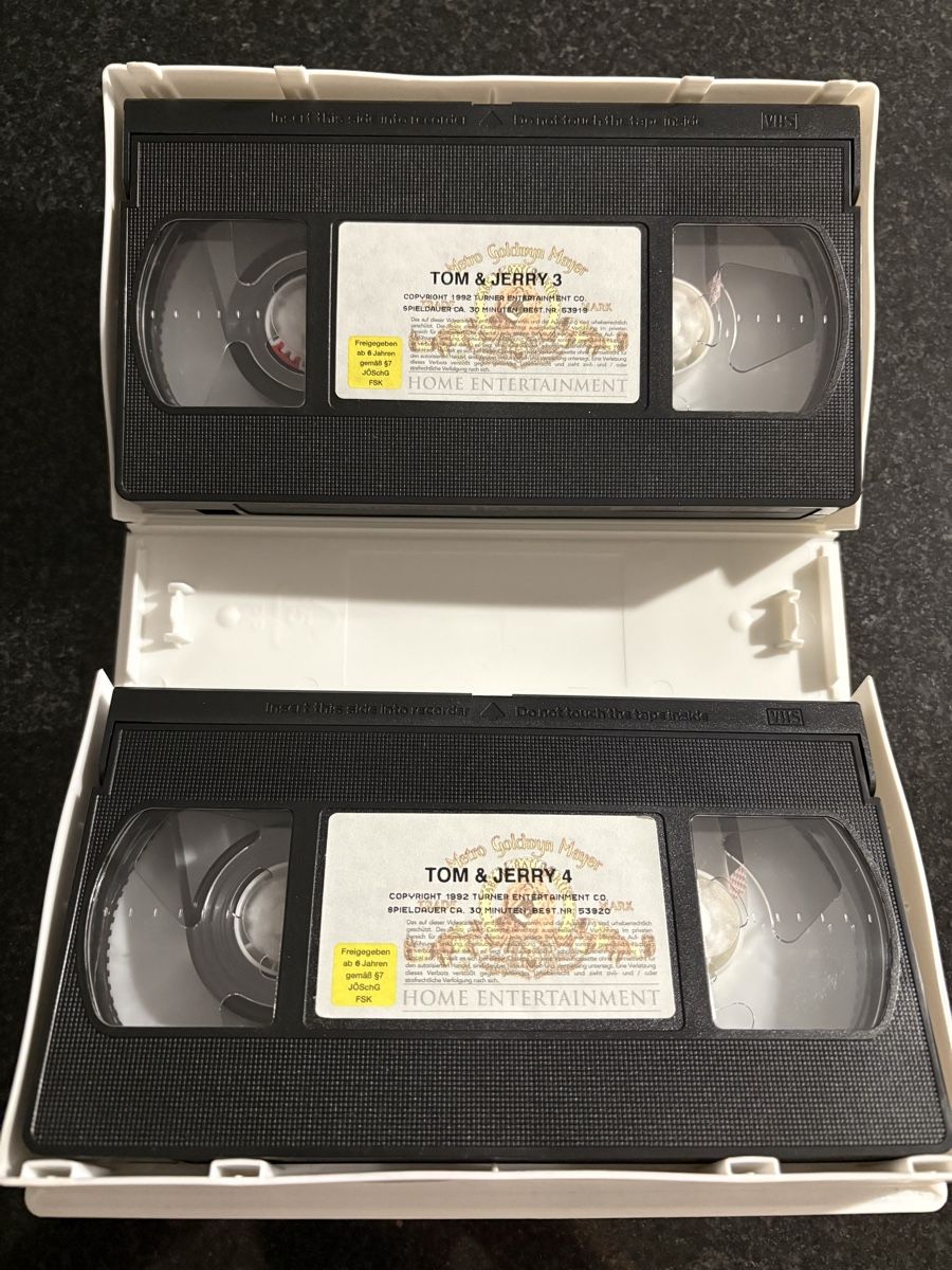 Alle VHS: VHS Tom and Jerry ab Fr. 1.-  – Gebraucht aus Perlen von S0nG0ku 3