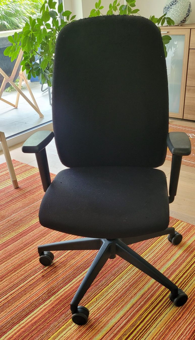 Chaises: bequemer Bürostuhl – D'occasion à Bülach par zara67 2