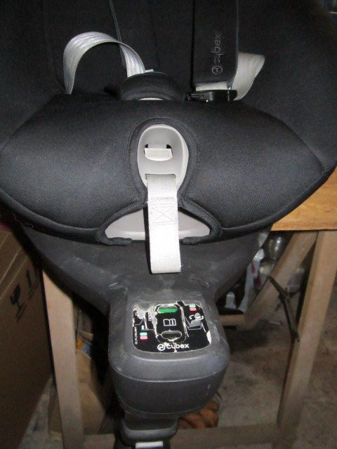 Cybex Seggiolini per auto: Auto Kindersitz ,kaum gebraucht. – Usato da Eglisau venduto da ordne 9