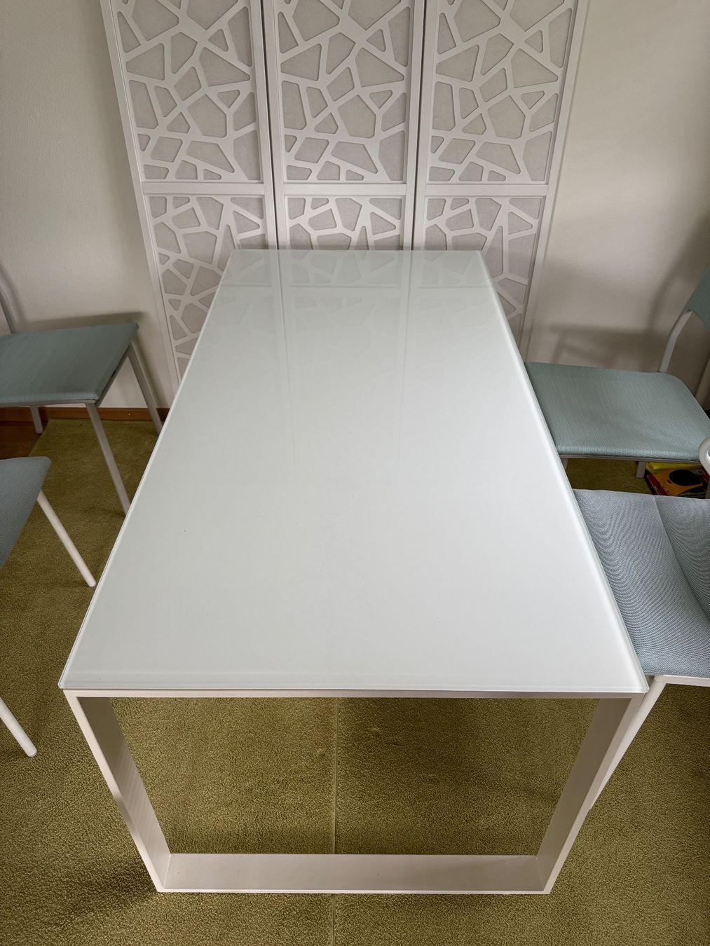 Tavoli: Moderner Esstisch mit Glasplatte, Top Zustand – Nuovo (secondo la descrizione) da Neukirch a.d. Thur venduto da man_zpw8 1