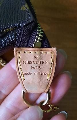 Louis Vuitton Borse da donna: Louis Vuitton Mini Pochette – Usato da Zürich venduto da Cindarel 1