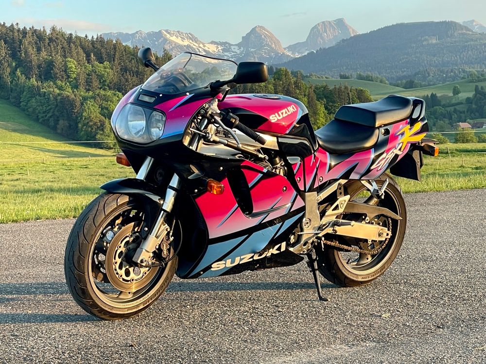 Suzuki Strada: Suzuki GSX R750    frisch ab MFK 05.'25 – Usato da Belp venduto da Detailfreak