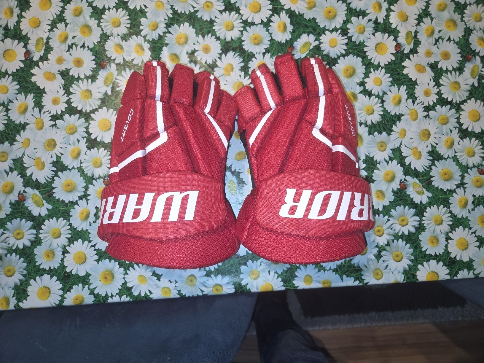 Altri accessori da uomo: Eishockey Handschuhe – Nuovo (secondo la descrizione) da Niederbipp venduto da nicole8383 1