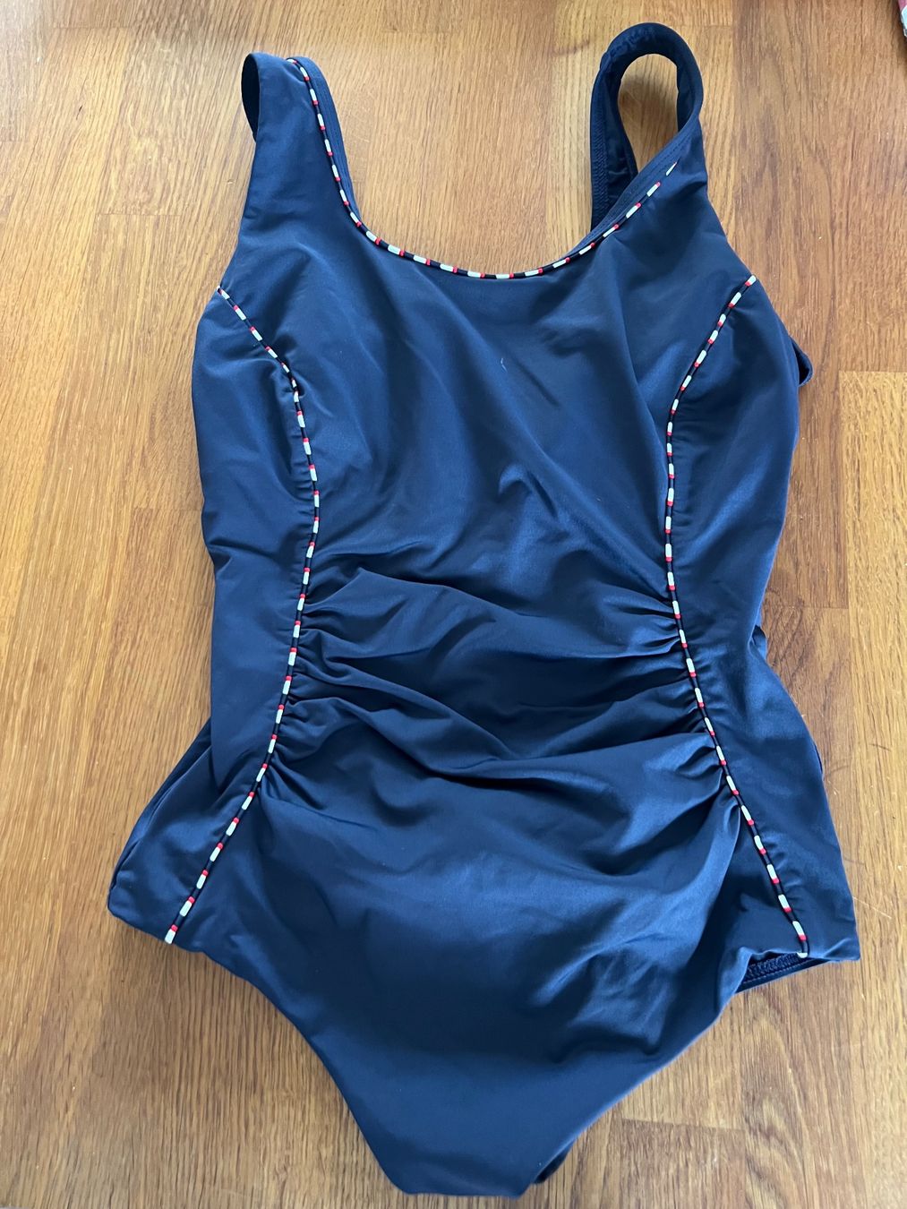 Beldona Badekleider & Bikinis: Badeanzug Belldona Gr 38D/E dunkelblau neu – Neu (gemäss Beschreibung) aus Horgen von Hpunto