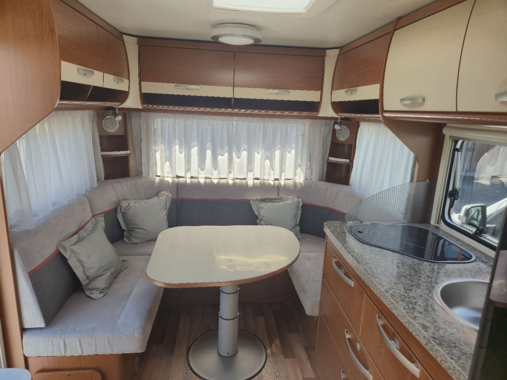 Hymer Veicoli da campeggio: Wohnwagen Hymer Sporting 485 – Usato da Heimberg venduto da Visiontuning 5