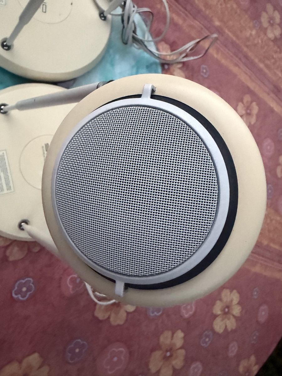 Bowers & Wilkins Haut-parleurs: Solid Neodymium magnet Lautsprecher von B&W – D'occasion à Trimbach par SABO-61 7