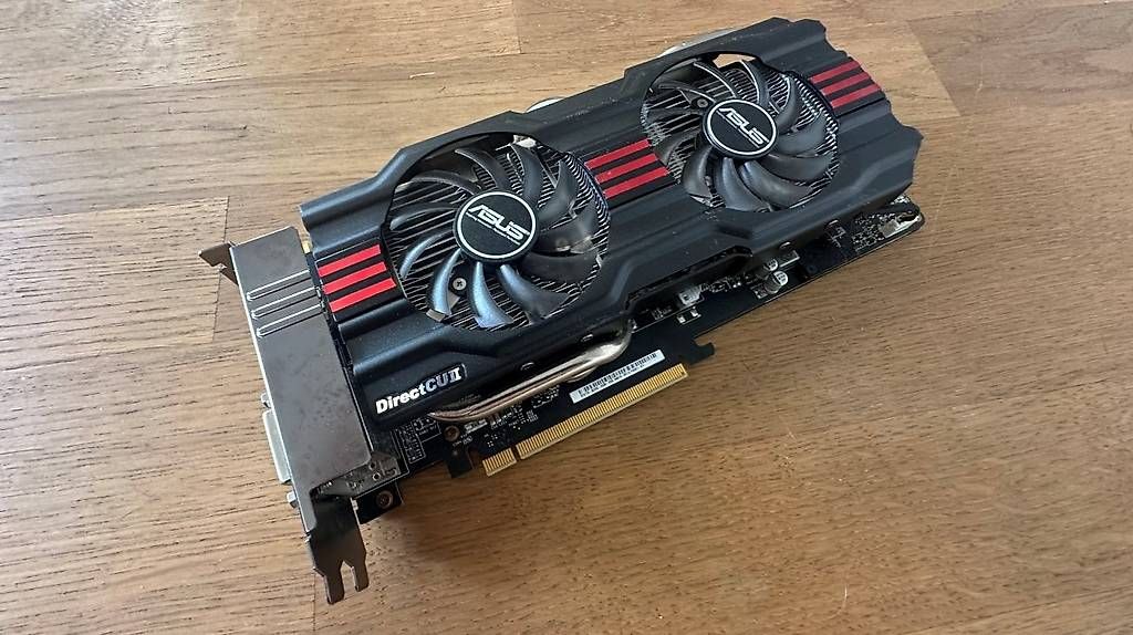 Grafikkarten: ASUS Geforce GTX 770 DirectCU II – Gebraucht aus Neuenkirch von Bitsa