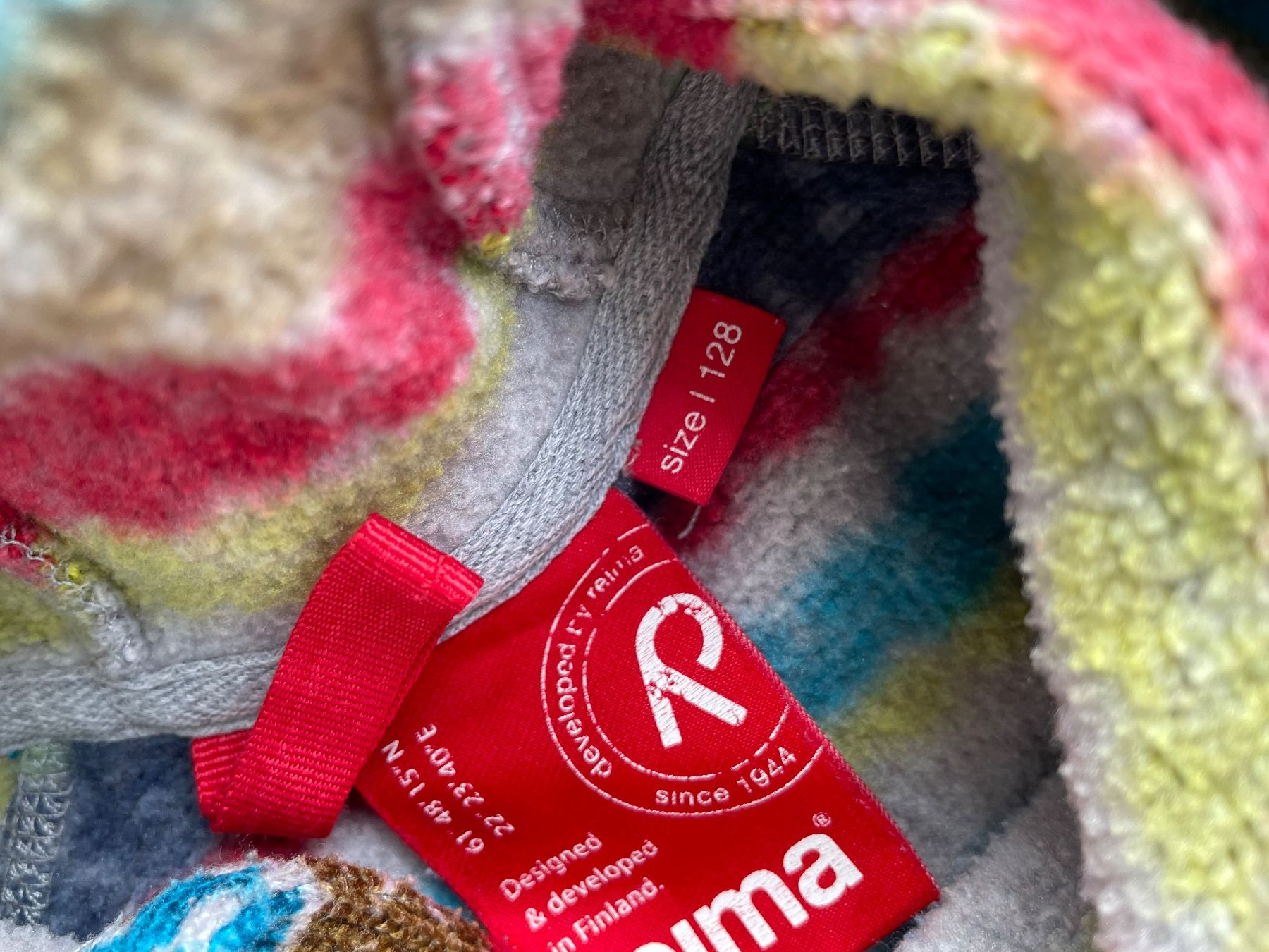 Reima Giacche & Cappotti: Reima Strickfleece Jacke bunt gestreift – Usato da Bern venduto da brup 3