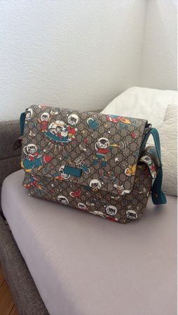Gucci wickeltasche Supreme Space Cat like new