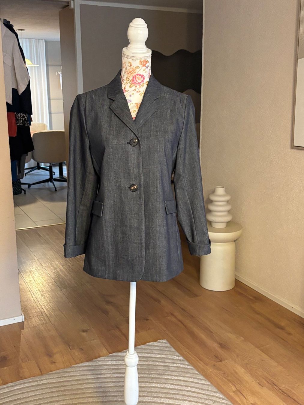 Max Mara Jacken: S‘Max Mara Blazer Lanawolle:Baumwolle – Gebraucht aus St. Margrethen SG von dijanaO 3