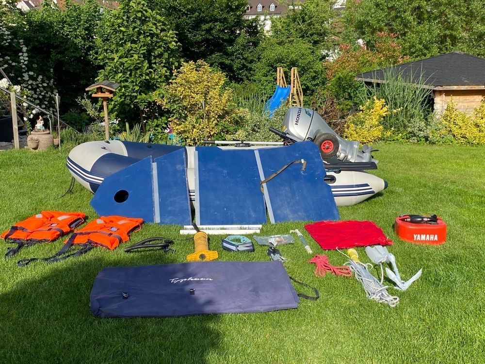 Typhoon Inflatable boat with Honda engine 8 HP (Gebraucht) in ...