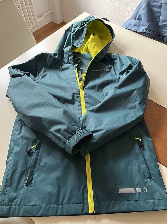 Giacche: Regenjacke Gr. 152 – Usato da Kehrsatz venduto da AlfonsoS